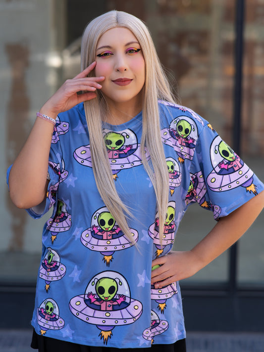 Polera oversize outer space